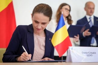 media-175502063682256700jpg - Știri de azi Știri de azi | AUR o toacă pe Oana Țoiu, după ce a greșit numele lui Zelenski: Amatorism, dezacorduri, umilințe! - Știri de azi |