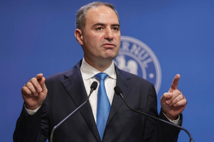 media-175508657842902200jpg - Știri de azi Știri de azi | Ministrul Finanțelor explică aplicarea TVA la facturi: ‘Regula fiscală este simplă și neschimbată de ani de zile’ - Știri de azi |