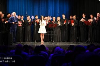 media-175515390009367600jpeg - Știri de azi Știri de azi | VIDEO Vedeta Eneli, moment de grație la Sala Dalles: debut emoționant alături de Grupul Psaltic Tronos al Patriarhiei Române - Știri de azi |