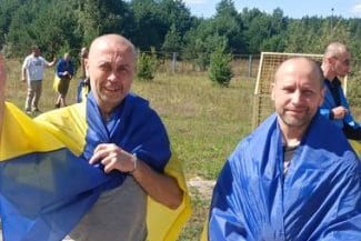 Știri de azi | Rusia şi Ucraina au schimbat câte 84 de prizonieri de război, în ajunul summitului Putin-Trump. Kievul a repatriat persoane deţinute de separatiştii ruşi încă din 2014, precum şi apărători ai Mariupolului – VIDEO, FOTO - Știri de azi | 