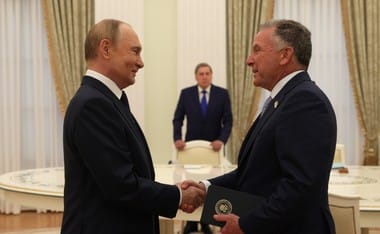 putin-si-witkoff-kremlinjpg - Știri de azi Știri de azi | Kremlinul anunţă că Putin şi Witkoff au avut discuţii „utile”, care au durat câteva ore, şi au schimbat „semnale” cu privire la problema Ucrainei. Ce ofertă i-ar putea face Moscova lui Trump, ca să amâne sancţiunile - Știri de azi |