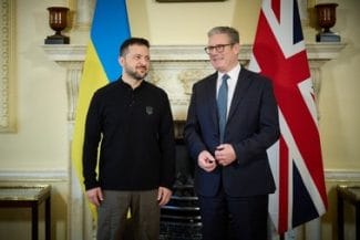 starmer-zele-presidentjpg - Știri de azi Știri de azi | Premierul britanic Keir Starmer îl primeşte joi pe Volodimir Zelenski, în ajunul summitului Trump-Putin - Știri de azi |