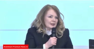 Știri de azi | Conferinţa News.ro “IMM-urile, oxigen pentru România” – Director produse de finanţare retail, UniCredit Bank: Antreprenorii au devenit suficient de maturi şi atunci când vin către bancă o fac într-o manieră care îi face eligibili pentru finanţări – VIDEO - Știri de azi | 