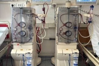 Știri de azi | Centrul de Hemodializă şi Compartimentul de Nefrologie din Spitalul Satu Mare rămân cu un singur medic, din octombrie / Doi medici au plecat către unităţi private, din cauza volumului mare de muncă / Pacienţii, avertizaţi că timpul de aşteptare va fi mare - Știri de azi | 