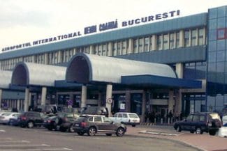 Știri de azi | Dronă civilă de mici dimensiuni, observată de echipajul unei aeronave în apropierea Aeroportului Henri Coandă / A fost declanşată o anchetă, fiind identificată drona şi locaţia de unde a fost operată - Știri de azi | 
