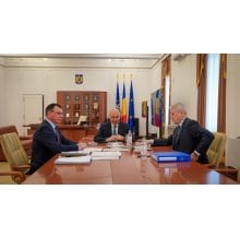 Știri de azi | Ilie Bolojan, discuţii cu vicepremierul Predoiu privind implementarea conceptului de fluidizare rutieră în Bucureşti-Ilfov, digitalizarea serviciilor pentru cetăţeni şi dezvoltarea unor dispecerate integrate cu Poliţia Naţională şi Poliţiile Locale - Știri de azi | 