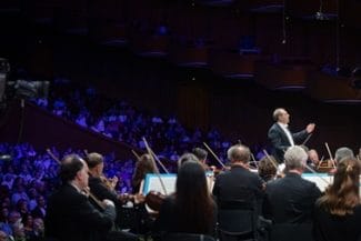 daniele-gatti-conduce-staatskapelle-dresden-la-festivalul-enescfu-foto-cristina-tanasejpg - Știri de azi Știri de azi | Bach şi breakdance, capodopere romantice şi experienţe imersive inspirate de Klimt, la Festivalul „Enescu” - Știri de azi |