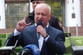 dodonjpg - Știri de azi Știri de azi | Alegeri în R. Moldova – Protest organizat de Igor Dodon în faţa Parlamentului: Aceste alegeri au arătat că PAS iarăşi a pierdut în ţară – VIDEO - Știri de azi |