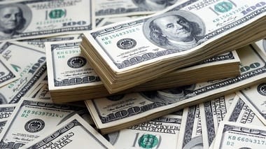 dolarijpg - Știri de azi Știri de azi | Blackstone pariază pe o investiţie de 135 miliarde de dolari în Marea Britanie, dar apar semne de întrebare - Știri de azi |