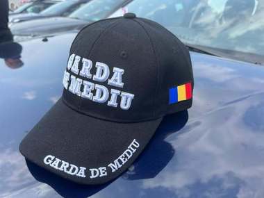 garda-de-mediu-19-augjpg - Știri de azi Știri de azi | Ministrul Mediului anunţă o OUG care va permite ca filmările şi fotografiile realizate de Garda de Mediu să poată fi folosite în instanţă: Va trebui să-i oprim odată pentru totdeauna pe şmecherii ăştia care fac munţi de bani de pe urma sănătăţii noastre - Știri de azi |