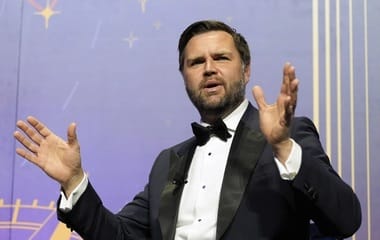 Știri de azi | Vance: Persoanele care sărbătoresc uciderea influencerului conservator Charlie Kirk ar trebui să fie trase la răspundere: Denunţaţi-i şi, la naiba, sunaţi-le angajatorii! - Știri de azi | 