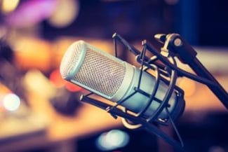 microfon-xjpg - Știri de azi Știri de azi | Libertatea presei este la cel mai scăzut nivel din ultimii 50 de ani (raport) - Știri de azi |