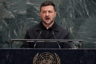 Știri de azi | Zelenski acuză Rusia de faptul că-şi foloseşte ”flota fantomă” pentru a lansa drone în Europa şi cere închiderea Mării Baltice şi ”altor mări” acestei flote. 300.000 de ruşi în beznă după un atac cu rachetă vizând o centrală electrică la Belgorod - Știri de azi | 