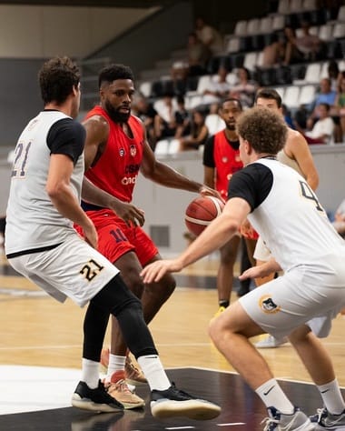 Știri de azi | Baschet masculin: Vicecampioana CSM Oradea, victorie cu DEAC Debrecen în primul amical din intersezon - Știri de azi | 