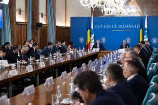 Știri de azi | Consultări între reprezentanţii Guvernului şi cei ai administraţiei publice locale – S-a realizat o statistică a posturilor aprobate prin orgranigrame, a celor ocupate şi a celor vacante - Știri de azi | 