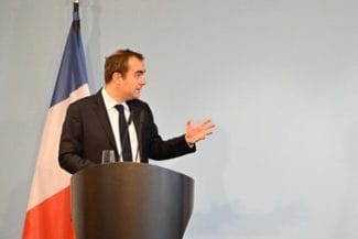 Știri de azi | UPDATE – Sébastien Lecornu a fost numit în funcţia de prim-ministru al Franţei de către preşedintele Emmanuel Macron. Intrat în politică la 16 ani, el l-a susţinut cândva pe Nicolas Sarkozy - Știri de azi | 