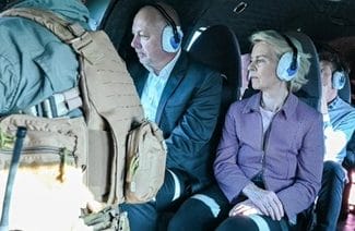 uvl-elicopter-bulgaria-twjpg - Știri de azi Știri de azi | Bulgaria anunţă că nu desfăşoară nicio anchetă cu privire la bruierea avionului lui von der Leyen. ”Nu este nimic neobişnuit în asta”, afirmă premierul bulgar Rosen Jeliazkov - Știri de azi |
