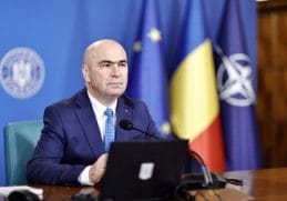 Știri de azi | Bolojan: Noi cheltuim, într-un an, 150 de miliarde de lei în plus faţă de ce ne putem permite, echivalentul salariilor din sistemul public/ Nu e normal să mărim taxe şi banii să se ducă în salariile unor aparate publice care nu se justifică - Știri de azi - Page 88 | 