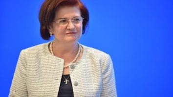 Știri de azi | 10 ANI DE LA COLECTIV – Cătălina Poiană (Colegiul Medicilor): Tragedia de la Colectiv a arătat dureros cât de nepregătit este sistemul sanitar pentru un numâr mare, în acelaşi timp, de pacienţi critici cu arsuri. În continuare, lipsesc centrele specializa - Știri de azi | 