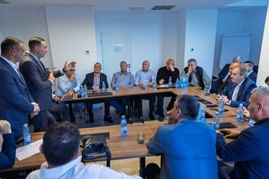 Știri de azi | Ministrul Energiei anunţă că toate cele 5 grupuri ale CE Oltenia vor fi operaţionale în această iarnă / Trei dintre grupuri vor continua să funcţioneze până în 2030 / Se caută soluţii pentru Rovinari 6 şi Turceni 4 - Știri de azi | 