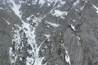 571990703-1262029112618797-2759473421926798322-njpg - Știri de azi Știri de azi | Încă un accident în zona montană – Un bărbat de 47 de ani a murit, după ce a căzut în gol 250 – 300 de metri în Piatra Craiului / Se afla alături de fratele său şi nepotul de 12 ani – FOTO - Știri de azi |