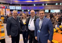 Reprezentanți români la Comitetul European al Regiunilor, alături de Corneliu Ștefan.