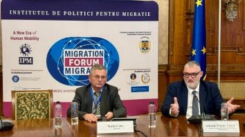 Știri de azi | ICI București la Migration Forum 2025: Tehnologia sprijină coeziunea | Adrian-Victor Vevera, Director General ICI București, alături de Sorin Cace, în cadrul Migration Forum 2025, discutând despre rolul tehnologiei în politicile de migrație și reintegrarea diasporei.
