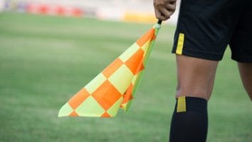 Știri de azi | Superliga: Andrei Chivulete şi Adrian Cojocaru arbitrează meciurile de sâmbătă - Știri de azi | 