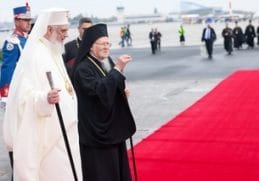 Știri de azi | Patriarhul Bartolomeu, sosit la Bucureşti pentru aniversările Bisericii Ortodoxe Române: „Bogăţiile teologice ale acestei Biserici sunt recunoscute în întreaga lume”/ Patriarhul Daniel: „Edificarea Catedralei, împlinirea unui ideal naţional” - Știri de azi - Page 60 | 