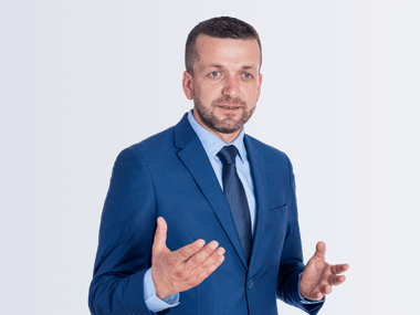 birtapng - Știri de azi Știri de azi | Florin Birta (PNL): Propunerea Oanei Gheorghiu ca vicepremier este un pas înainte pentru o guvernare bazată pe merit, profesionalism şi rezultate. Toate celelalte discuţii, doar noi încercări de a-l ataca pe Ilie Bolojan - Știri de azi |