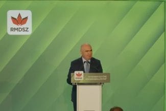 boloudmrjpg - Știri de azi Știri de azi | Bolojan, la Congresul UDMR: În afară de lucrurile care ne pot diferenţia, de muzica pe care o ascultăm, de dansurile noastre, lucrurile care ne unesc sunt mult mai puternice / UDMR a fost şi rămâne o punte între România şi Ungaria – FOTO, VIDEO - Știri de azi |