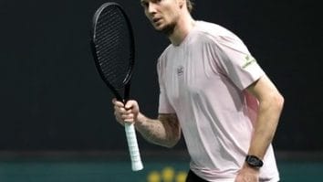 Știri de azi | Tenis: Alexander Bublik a refuzat să dea mâna cu adversarul său care nu a respectat „codul” – VIDEO - Știri de azi | 