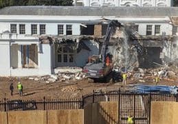 Știri de azi | Aripa de Est a Casei Albe va fi demolată complet pentru a face loc sălii de bal a lui Trump. Amploarea lucrărilor este mult mai mare decât se ştia iniţial - Știri de azi - Page 43 | 