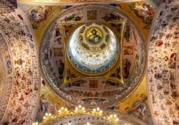 Știri de azi | Catedrala Naţională, cea mai mare biserică ortodoxă din lume, va fi inaugurată duminică. Lăcaşul recordurilor/ FOTO - Știri de azi - Page 131 | 