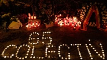 Știri de azi | Alexandru Rogobete: Niciun sistem de urgenţe din lume nu poate prelua o avalanşă de pacienţi critici în cazul producerii unei catastrofe / Care este mesajul la 10 ani de la incendiul din Clubul Colectiv - Știri de azi | 