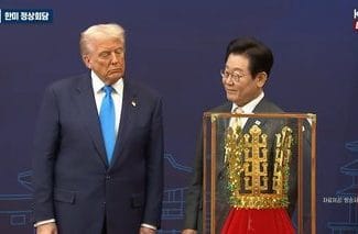 Știri de azi | Coreea de Sud îi oferă lui Trump o coroană din aur la câteva zile după protestele „No Kings” din SUA - Știri de azi | 