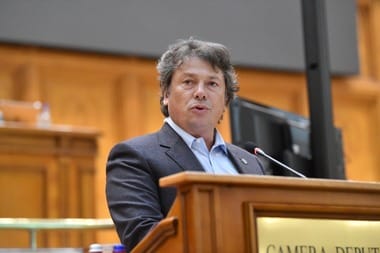 Știri de azi | Deputat PSD Constanţa: De vara viitoare primăriile pot primi sectoare de plajă care să devină publice şi nu vor fi posibile activităţi comerciale/ Aici vor putea fi organizate evenimente culturale sau sportive - Știri de azi | 