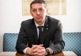 Știri de azi | Daniel David: Am trecut de furtuna fiscal-bugetară, cu multe nemulţumiri, foarte multe justificate. Dar în acelaşi timp, am reuşit să ne salvăm salariile şi bursele până la sfârşitul anului - Știri de azi - Page 116 | 