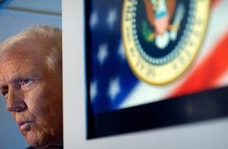 donald-trump-air-force-one-asia-turneu-fr24jpg - Știri de azi Știri de azi | Kremlinul anunţă că testele Poseidon şi Burevestnik nu au fost ”teste nucleare”, după ce Trump a decis reluarea testelor armamentului nuclear ”pe picior de egalitate” - Știri de azi |