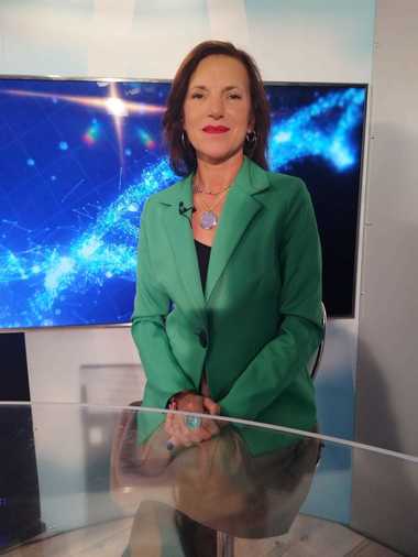 Știri de azi | Lorelei Nassar, chirurg implantolog: Eu pot să spun cu mâna pe suflet că în cabinetele stomatologice este foarte puţin sau deloc risc de boală nosocomială - Știri de azi - Page 117 | 