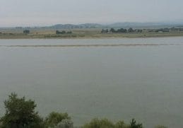 Știri de azi | Accident naval pe Dunăre, în municipiul Galaţi – O ambarcaţiune cu doi adulţi şi un copil a lovit o barjă/ Un adult este inconştient, celălalt şi copilul fiind evaluaţui medical - Știri de azi - Page 56 | 