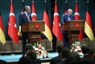 erdogan-merz-xjpg - Știri de azi Știri de azi | Erdogan îl întreabă pe Merz, într-o conferinţă de presă comună: Germania nu vede genocidul israelian din Gaza? - Știri de azi |