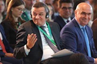 grindeanublolojan-photos-simion-sebastian-tatarujpg - Știri de azi Știri de azi | Nicuşor Dan: Nu cred că e ceva rău în faptul că Grindeanu organizează întâlniri separate cu şefii din justiţie / Văd o poziţionare pe comunicare politică pe multe subiecte diferită între PNL şi PSD. - Știri de azi |