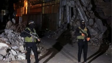 Știri de azi | Aripa armată a mişcării islamiste palestiniene Hamas, Brigăzile Ezzedin al-Qassam, anunţă că predă Israelului rămăşiţele a ”doi deţinuţi israelieni” - Știri de azi | 