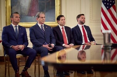 hegseth-bessent-rubio-vance-presidentjpg - Știri de azi Știri de azi | NYT: Tot mai mulţi oficiali ai administraţiei Trump se mută în reşedinţe militare din zona Washingtonului - Știri de azi |
