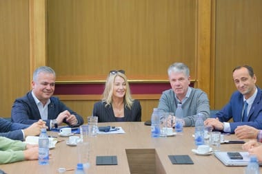 Știri de azi | Festivalul Olimpic al Tineretului European (FOTE) Braşov 2027 se va desfăşura între 14 şi 21 februarie. Organizatorii vor trimite, în următoarele săptămâni, invitaţiile de participare către 50 de ţări - Știri de azi | 