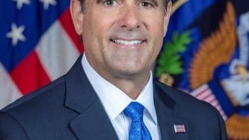 Știri de azi | POLITICO: Şeful CIA s-a întâlnit în secret cu oficiali ai UE pentru a calma temerile cu privire la schimbul de informaţii cu SUA - Știri de azi | 