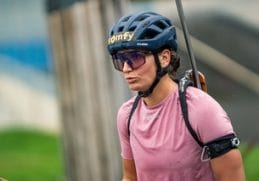 Știri de azi | Julia Simon a fost condamnată la trei luni de închisoare cu suspendare şi la o amendă de 15.000 de euro pentru furt şi fraudă cu cardul bancar - Știri de azi - Page 45 | 