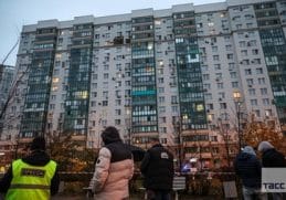 Știri de azi | Doi morţi şi 15 răniţi, inclusiv un copil, răniţi într-un atac cu lansatoare multiple de rachetă la Herson. Cinci persoane, inclusiv un copil, rănite într-un atac cu dronă, la etajul 14 al unui bloc, la periferia Moscovei. Armata rusă revendică cucerirea - Știri de azi - Page 46 | 