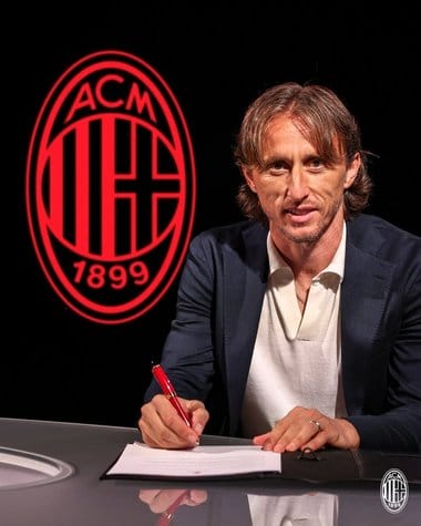 Știri de azi | Luka Modric, generos la sosirea sa la AC Milan. Ce cadou le-a făcut noilor săi coechipieri - Știri de azi - Page 92 | 